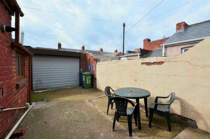 2 Bedroom Cottage To Rent In Florence Crescent, Southwick, Sunderland, SR5