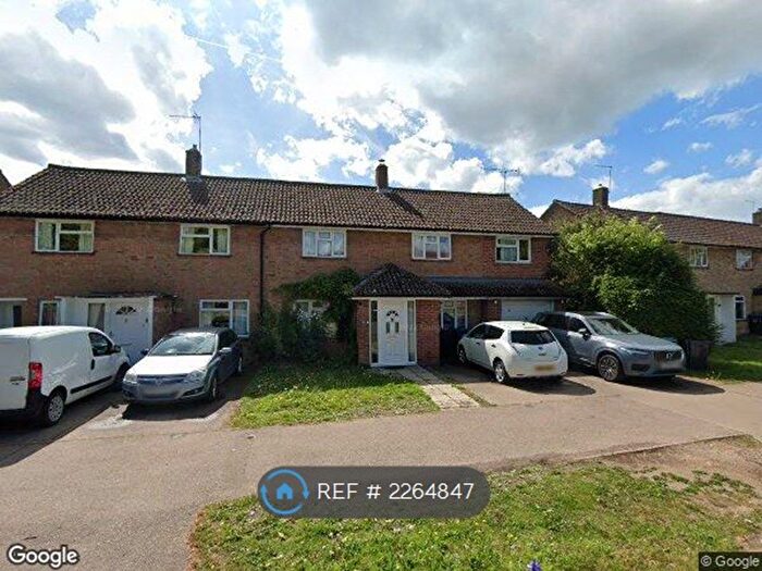 6 Bedroom Semi-Detached House To Rent In Bishops Rise, Hatfield, AL10