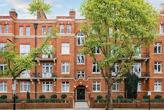 4 Bedroom Flat For Sale In Ashworth Mansions, Maida Vale, London, W9