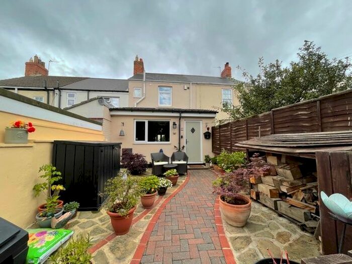 2 Bedroom Cottage For Sale In Deerness View, East Hedley Hope, Bishop Auckland, DL13