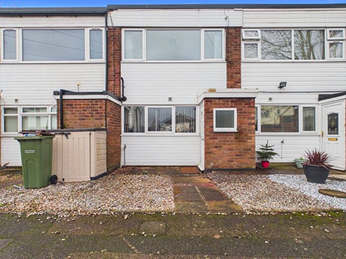 2 Bedroom Terraced House For Sale In Aylestone Lane, Wigston, Leicestershire, LE18