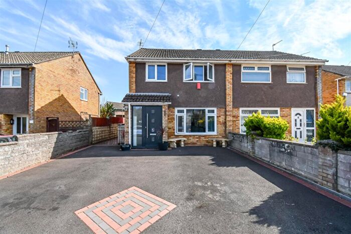 3 Bedroom Semi-Detached House For Sale In Solent Road, Barry, CF63