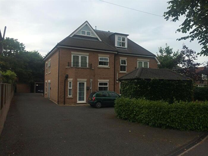 2 Bedroom Flat To Rent In Cranleigh Road, Bournemouth, BH6