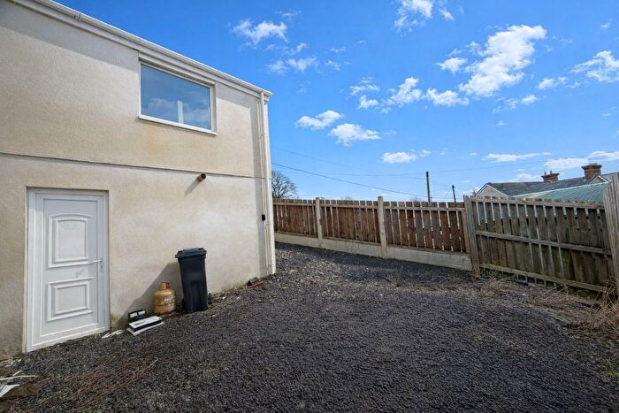 1 Bedroom Terraced House For Sale In The Granary, Heol Llanelli, Pontyates, Llanelli, Dyfed, SA15