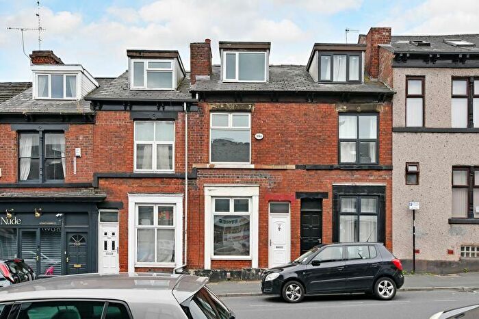 3 Bedroom Terraced House To Rent In London Road, Sheffield, S2