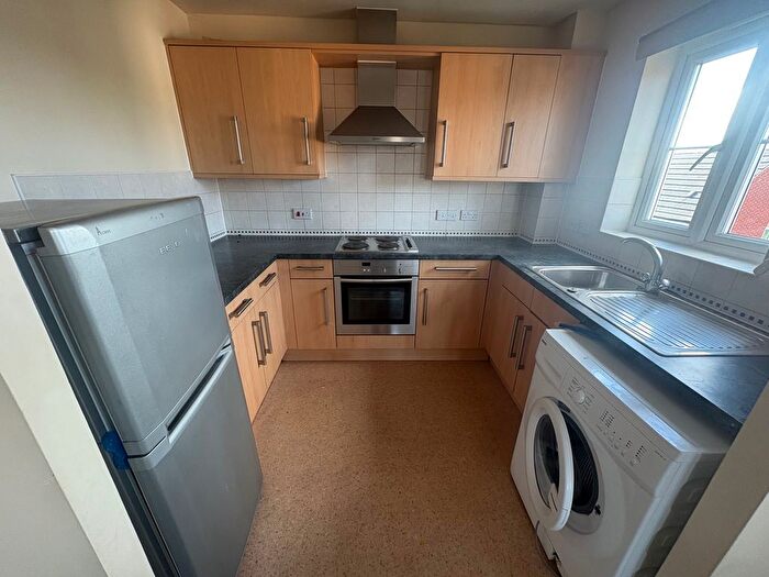 1 Bedroom Flat To Rent In Horsham Road, Swindon, SN3