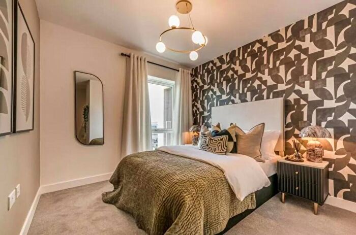 2 Bedroom Apartment For Sale In Plot Clarendon Court, Leeds, LS2