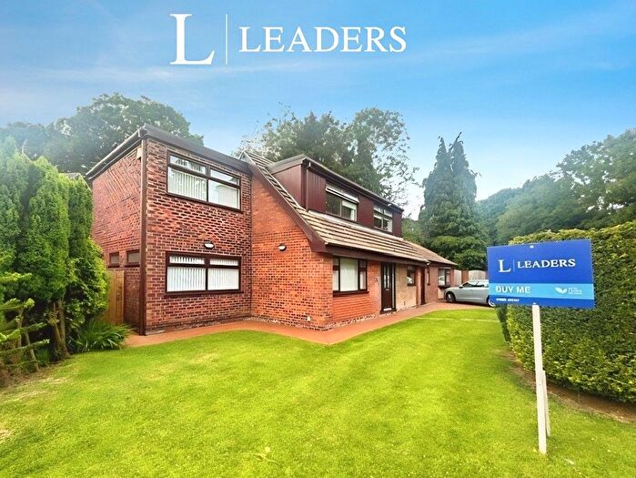 4 Bedroom Detached House For Sale In Farringdon Road, Winwick, Warrington, WA2