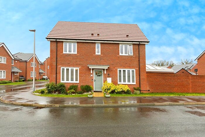3 Bedroom Detached House For Sale In Bland Way, Shinfield, Reading, RG2