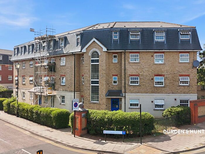 2 Bedroom Flat For Sale In Queensberry Place, Manor Park, E12