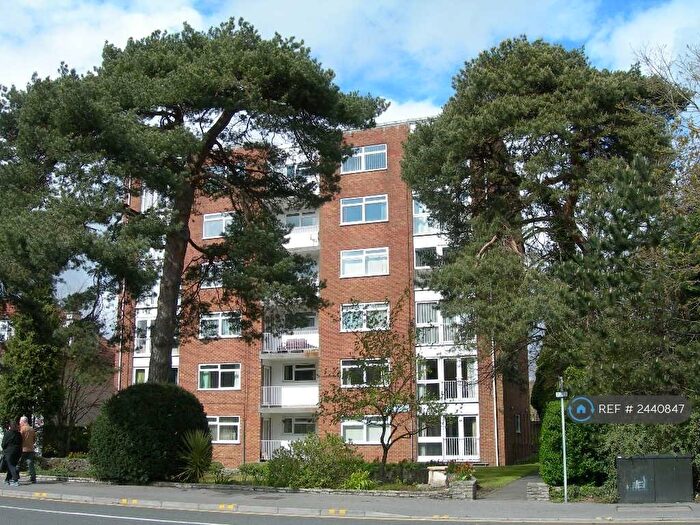 2 Bedroom Flat To Rent In Hollenden, Branksome, Poole, BH12