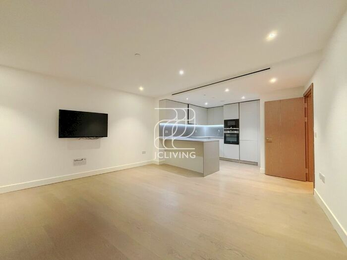 2 Bedroom Flat To Rent In Inglefield Square, Prusom Street, London, E1W