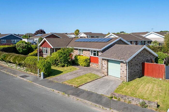 3 Bedroom Detached Bungalow For Sale In Gateholm Avenue, Milford Haven, SA73