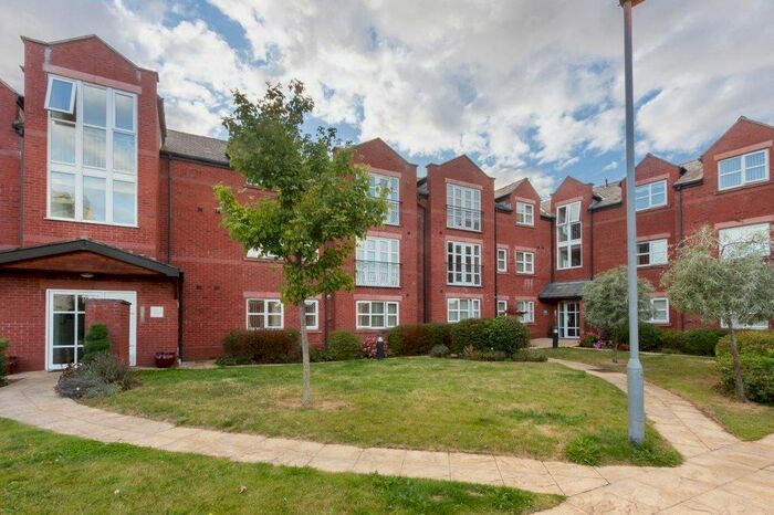 2 Bedroom Flat To Rent In Lime Grove, Seaforth, Liverpool, L21