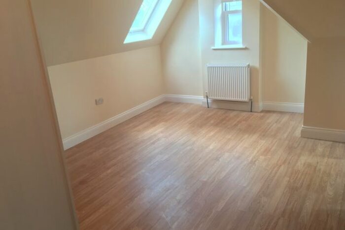 1 Bedroom Flat To Rent In Ealing Broadway East, W5