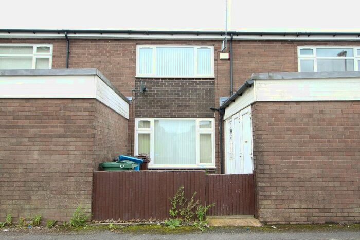 2 Bedroom Terraced House To Rent In Coleridge Road, Oldham, OL1