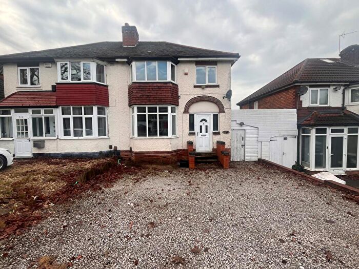 3 Bedroom House To Rent In Warwick Road, Solihull, B92