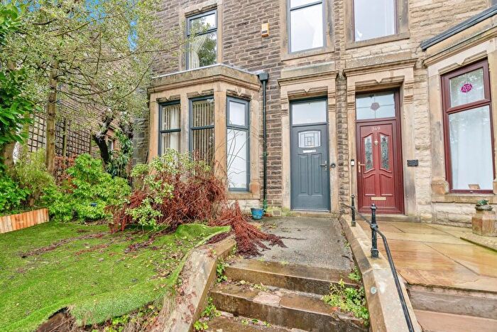 5 Bedroom End Of Terrace House For Sale In Manchester Road, Burnley, Lancashire, BB11