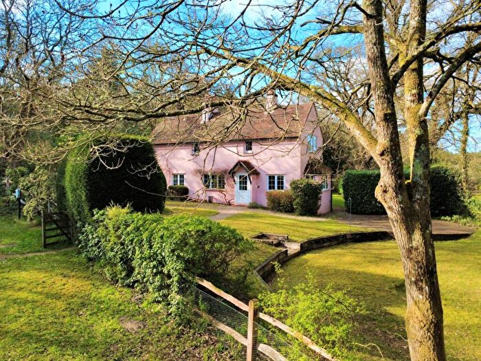 4 Bedroom Detached House For Sale In Tilford Road, Tilford, Tilford, GU10