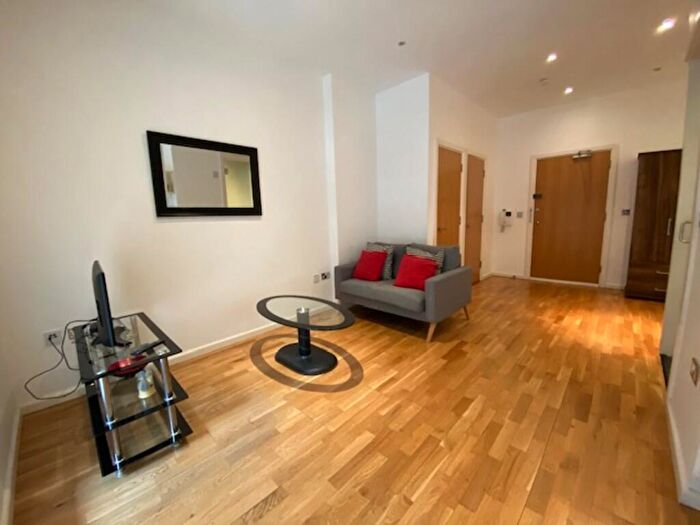 Apartment To Rent In Ability Place Millharbour London, E14