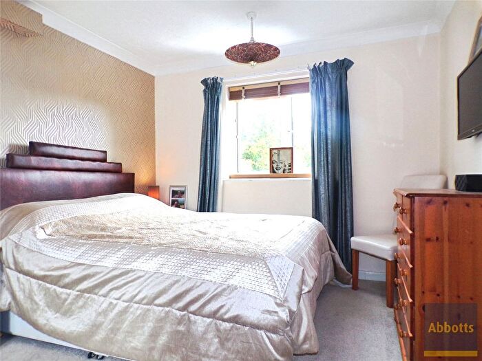 1 Bedroom Flat For Sale In High Street, Attleborough, Norfolk, NR17
