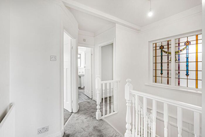 4 Bedroom Semi-Detached House To Rent In Midhurst Avenue, Westcliff-On-Sea, SS0