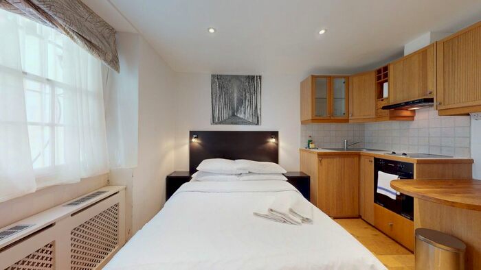 Studio To Rent In Cartwright Gardens, London, WC1H