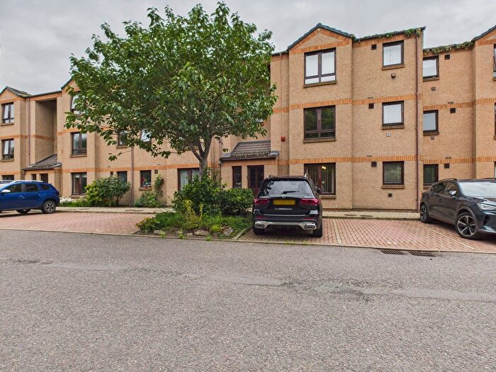 2 Bedroom Flat For Sale In Cambrai Court, Dingwall, IV15