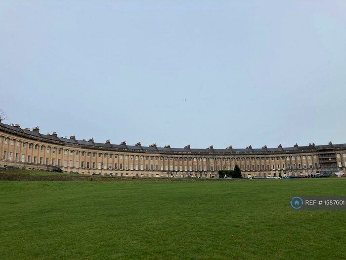 1 Bedroom Flat To Rent In Royal Crescent, Bath, BA1