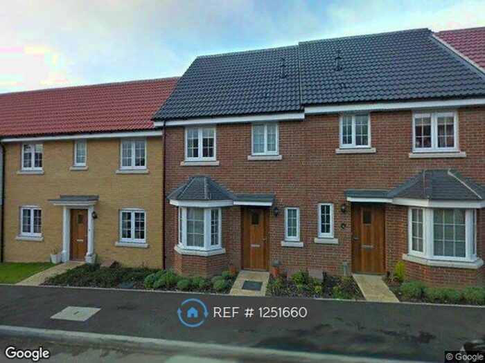 3 Bedroom Terraced House To Rent In Kittiwake Court, Stowmarket IP14
