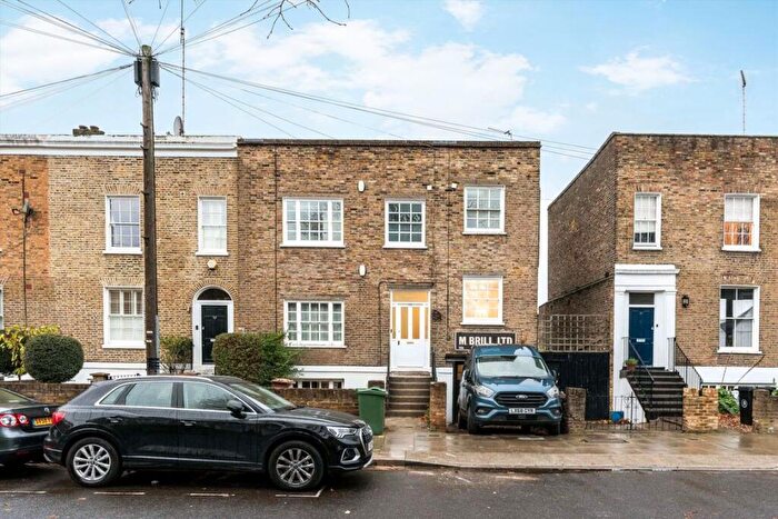 4 Bedroom Maisonette To Rent In Mortimer Road, Islington, N1