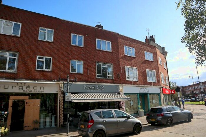 1 Bedroom Flat To Rent In Cockfosters Road, Barnet, London, EN4