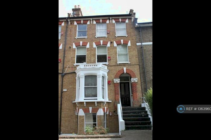 2 Bedroom Flat To Rent In Devonshire Road, London, SE23