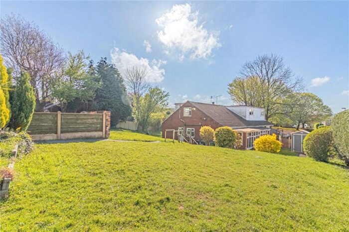 3 Bedroom Semi Detached House For Sale In Carr Grove, Milnrow, Rochdale, Greater Manchester, OL16