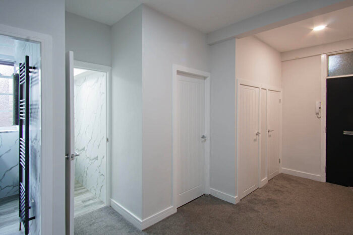 3 Bedroom Apartment To Rent In Granville Road, Newcastle Upon Tyne, NE2