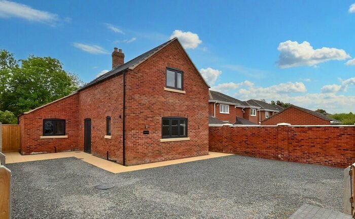 3 Bedroom Detached House To Rent In South Reston, Louth, LN11