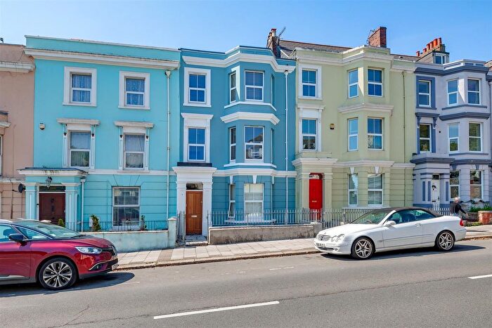 1 Bedroom Maisonette To Rent In Devonport Road, Plymouth, PL1