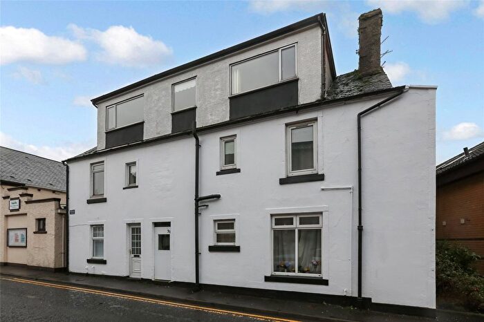 4 Bedroom Flat For Sale In School Street, Largs, North Ayrshire, KA30