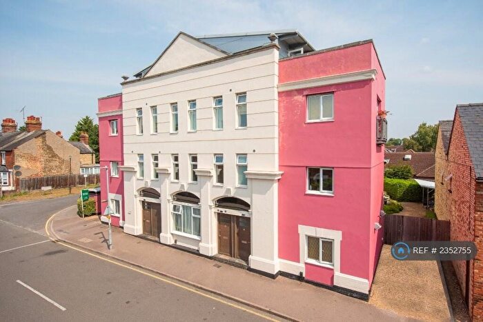 2 Bedroom Flat To Rent In Ickleford Road, Hitchin, SG5