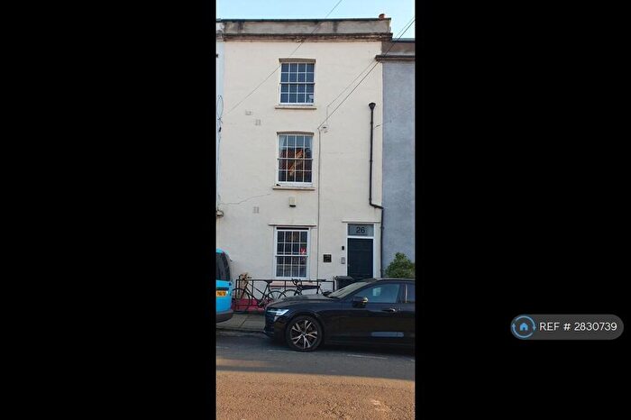3 Bedroom Maisonette To Rent In York Road, Bristol, BS6