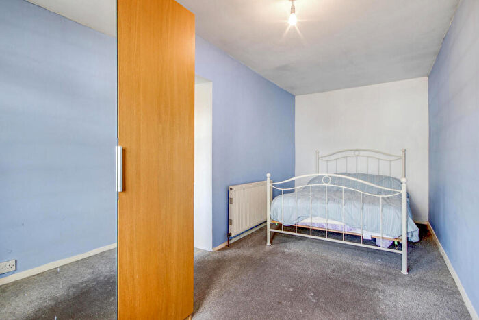 House For Sale In Broadlands Close, Enfield, EN3