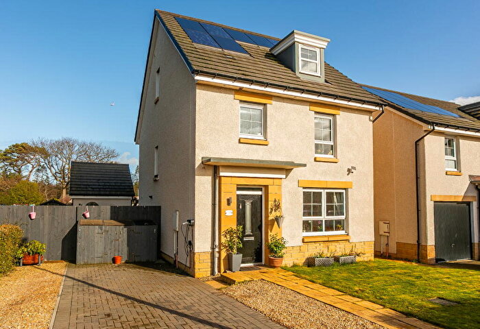 4 Bedroom Detached House For Sale In Bothwell Avenue, Haddington, EH41