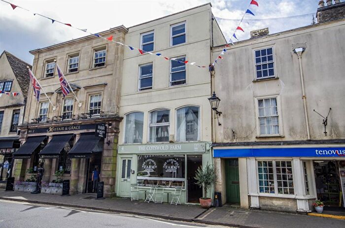 2 Bedroom Flat To Rent In Long Street, Tetbury, GL8