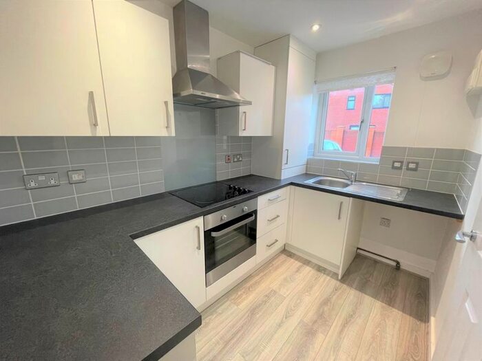 2 Bedroom Terraced House To Rent In Heath Field Green, Salford M6