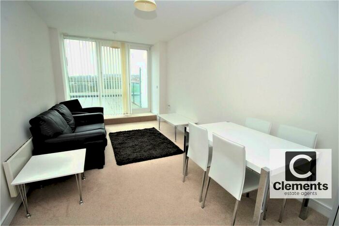 1 Bedroom Apartment To Rent In K D Tower, Hemel Hempstead, HP1