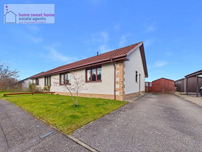 3 Bedroom Semi Detached Bungalow For Sale In Castlehill Gardens, Inverness, IV2