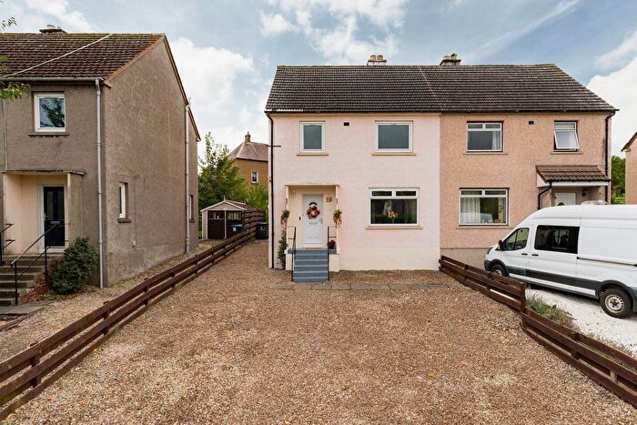 3 Bedroom Semi-detached House For Sale In Victoria Park Drive, Peebles, EH45