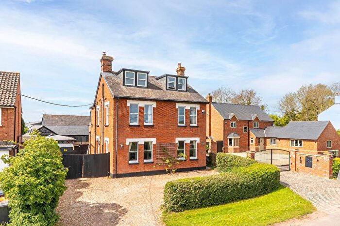 5 Bedroom Detached House For Sale In Station Road, Stanbridge, Leighton Buzzard, LU7