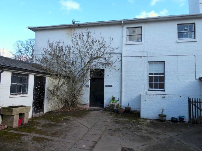 2 Bedroom Maisonette To Rent In Ellesmere, SY12