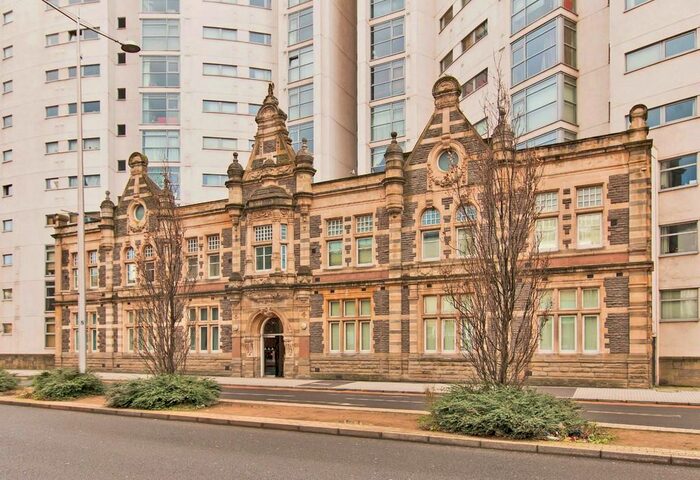 3 Bedroom Apartment To Rent In Altolusso, Cardiff, CF10